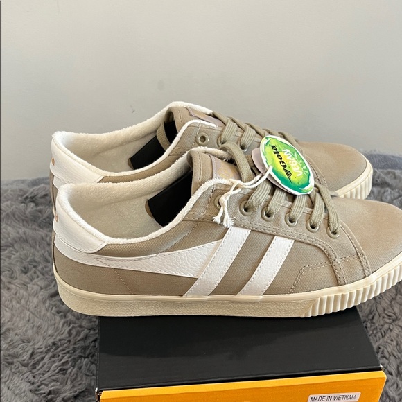 Gola Beige Canvas Sneakers with White Stripes - Picture 4 of 10